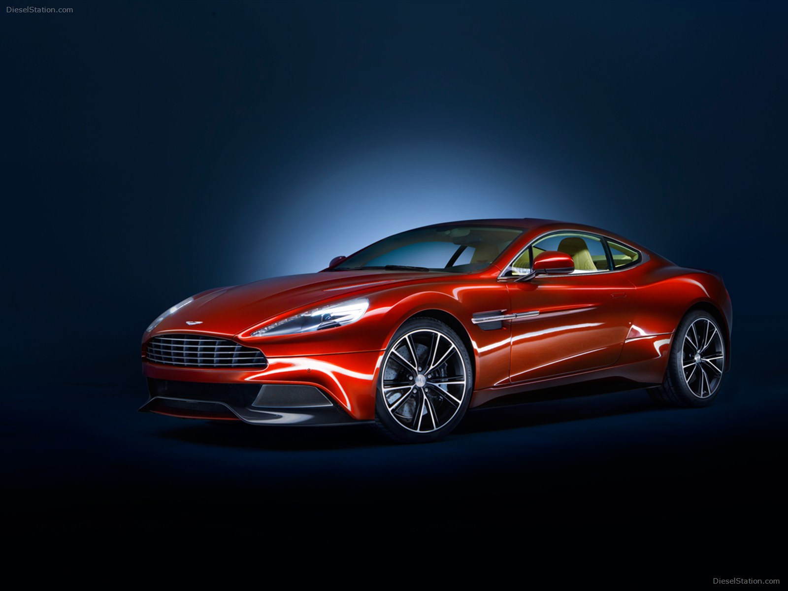 Aston Martin Vanquish 2013